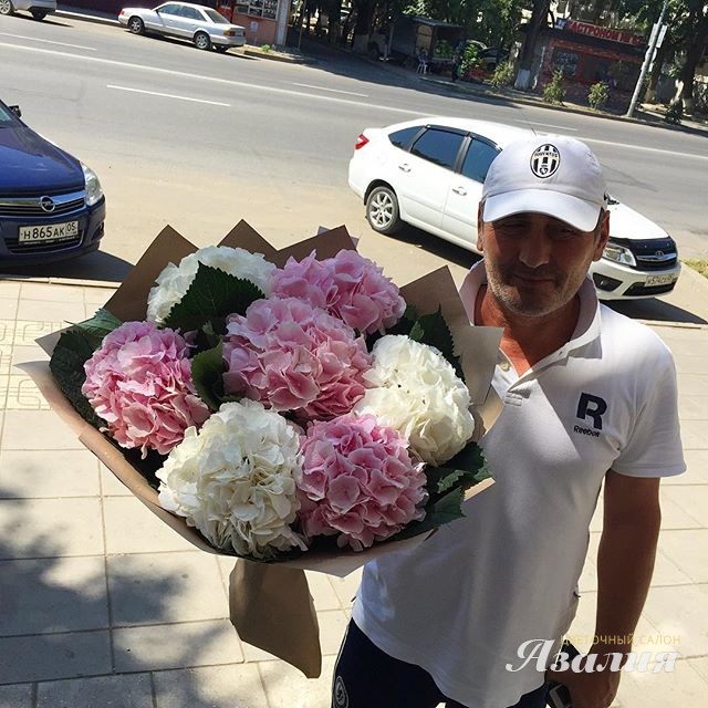 Подарочные букеты махачкала...2096