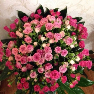 Праздничные букеты576