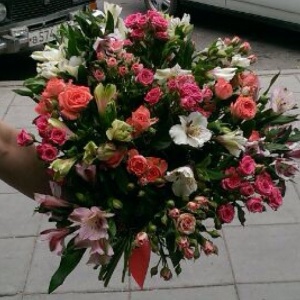 Праздничные букеты577